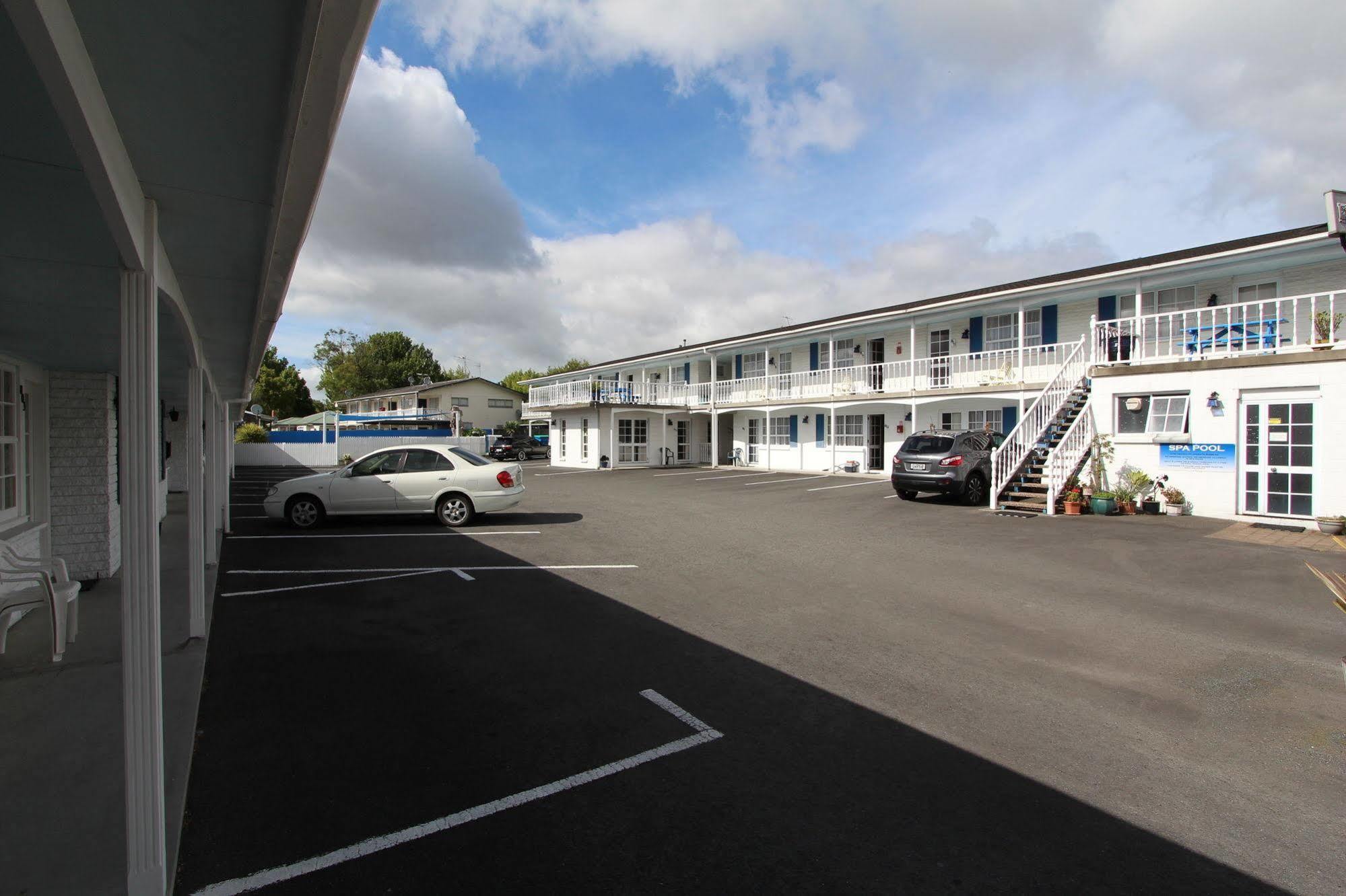Boundary Court Motor Inn Hamilton Luaran gambar